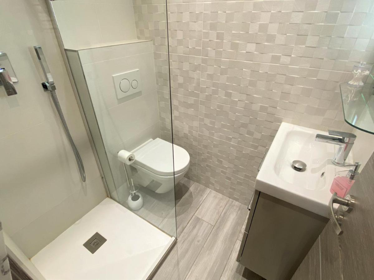 Nice Centre Flat - Modern, Quiet And Brand New Екстериор снимка