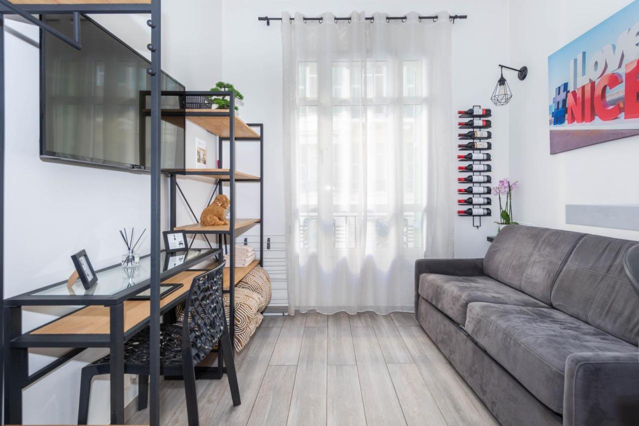 Nice Centre Flat - Modern, Quiet And Brand New Екстериор снимка