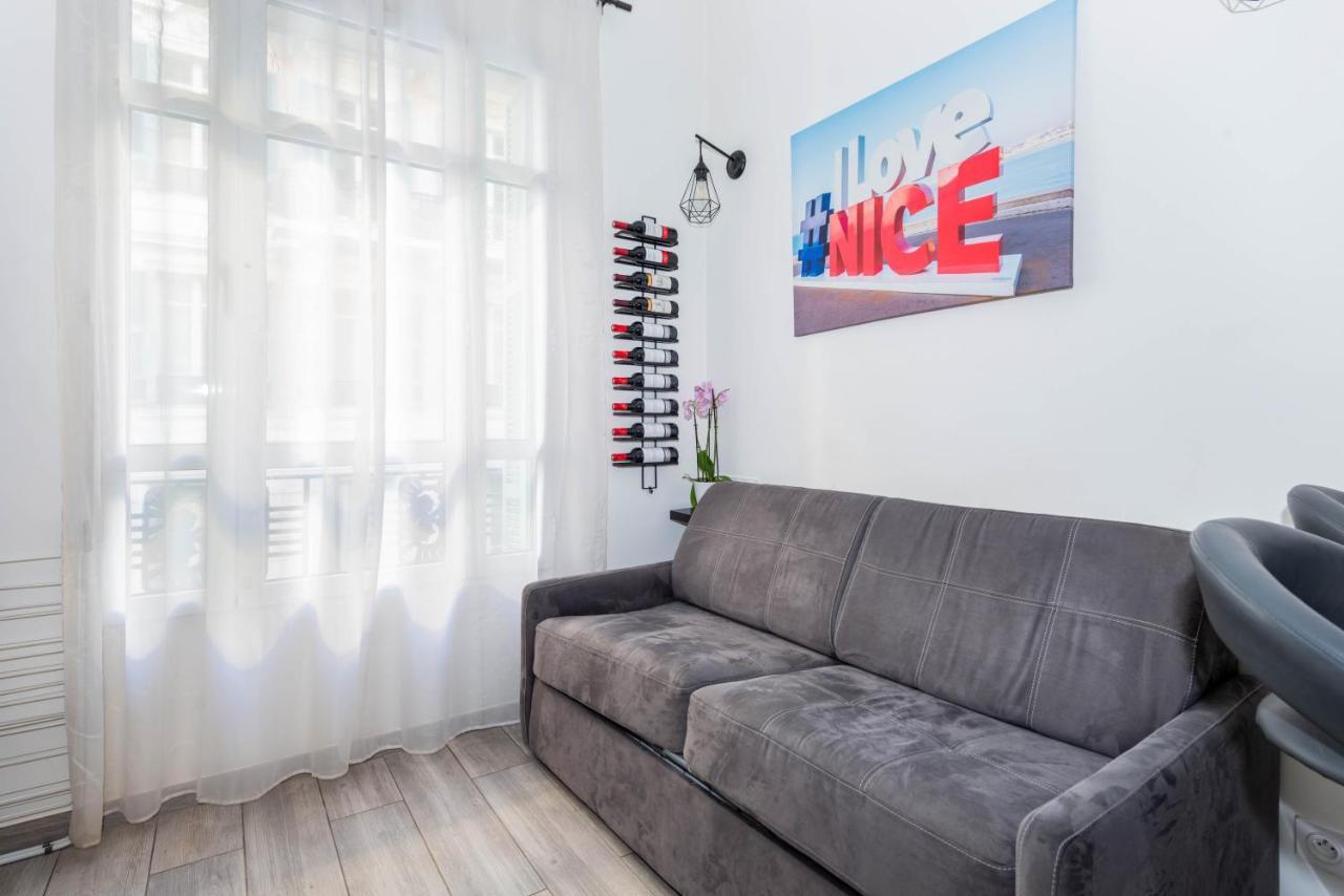Nice Centre Flat - Modern, Quiet And Brand New Екстериор снимка